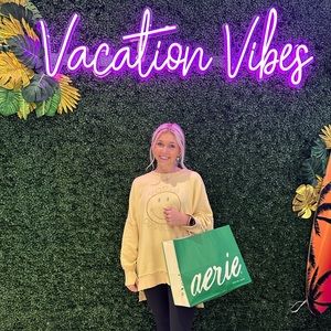 Meet your Posher, Courtney